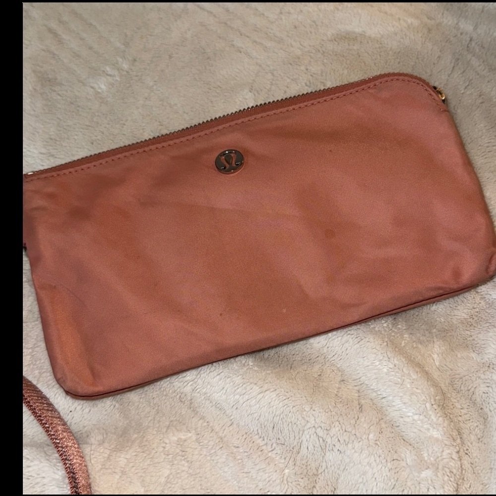 Lululemon Now and Always Pouch - soft Coral/ blush pink